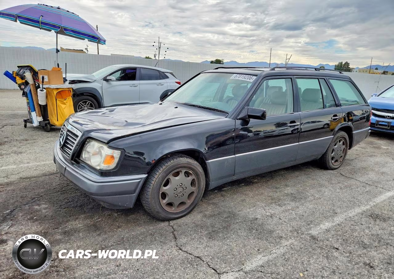 1995 Mercedes-Benz E 320