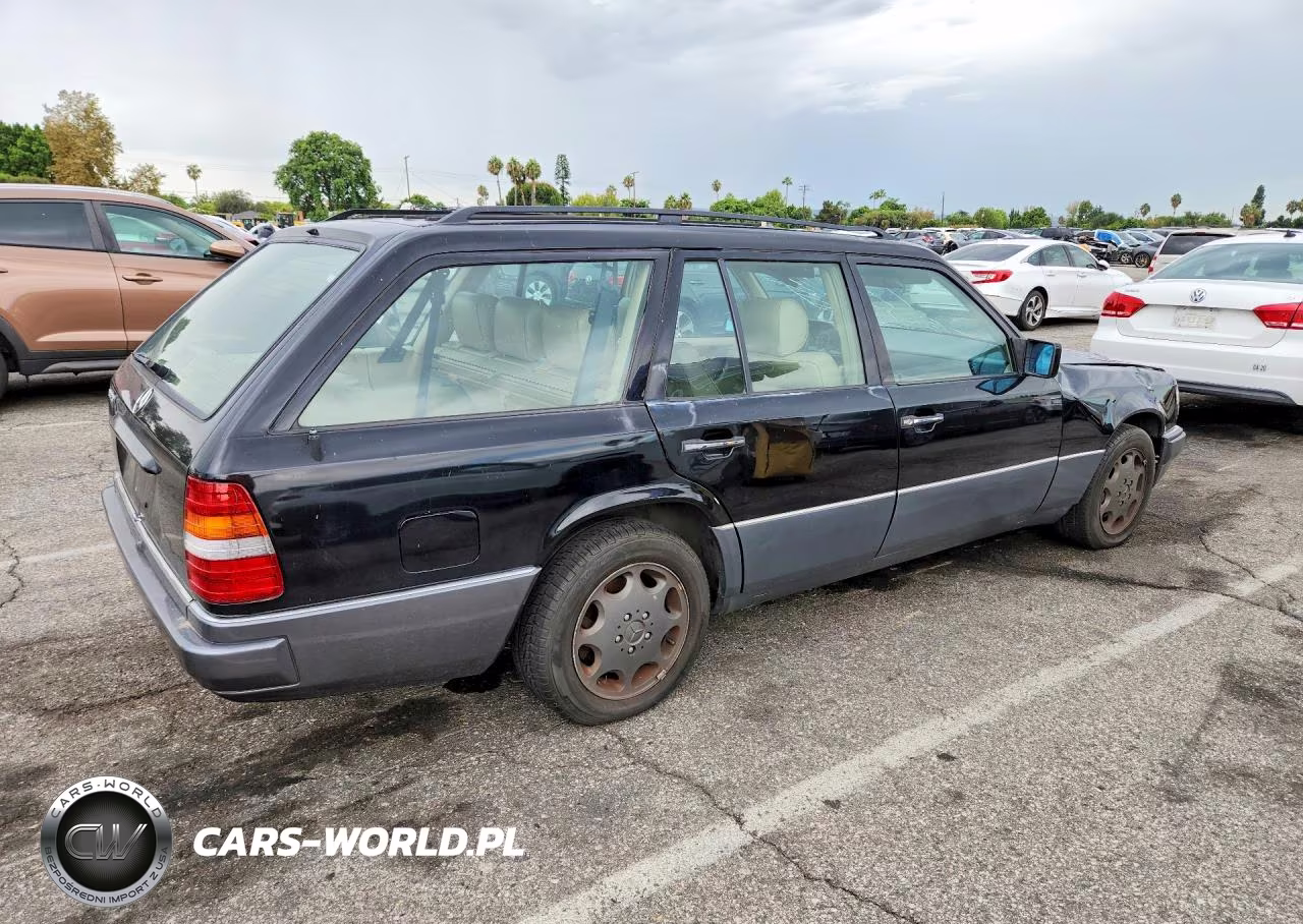 1995 Mercedes-Benz E 320 VIN:WDBEA92E9SF308119 - 3