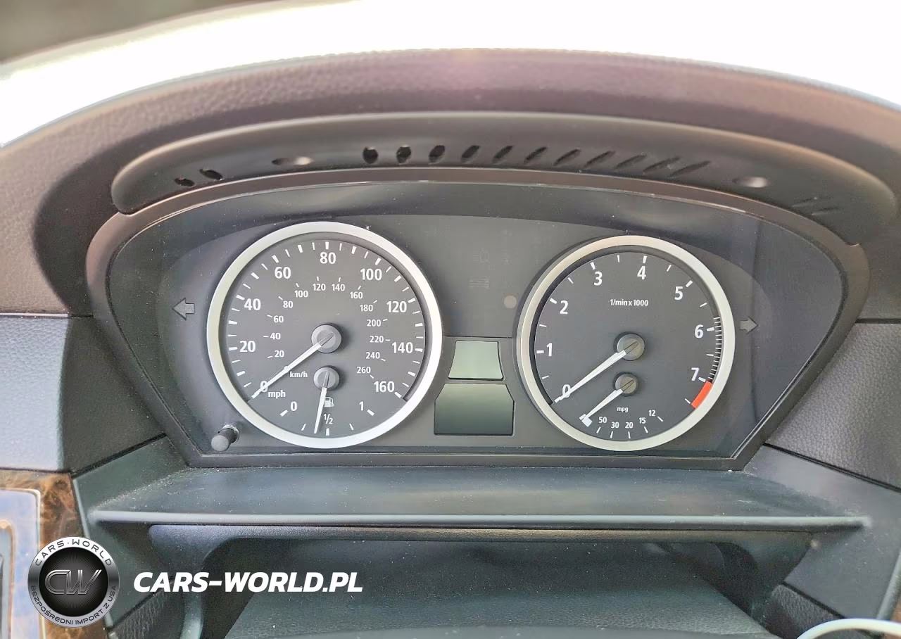 2006 BMW 530 I VIN:WBANE73526CM33380 - 9