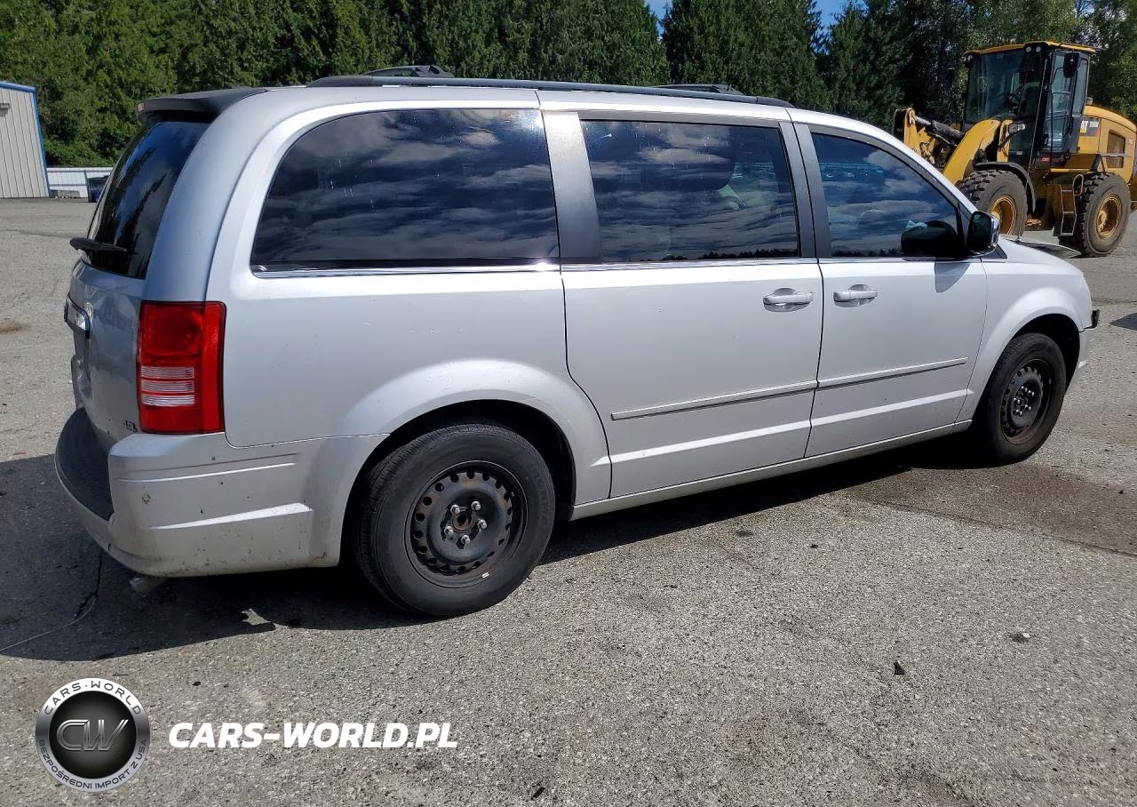 2008 Chrysler Town & Country Touring VIN:2A8HR54P78R118067 - 3