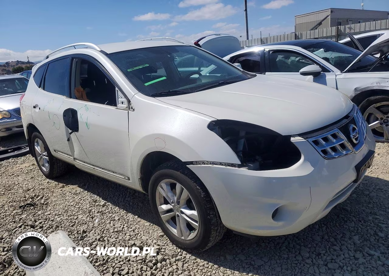 2012 Nissan Rogue S VIN:JN8AS5MV7CW405702 - 4