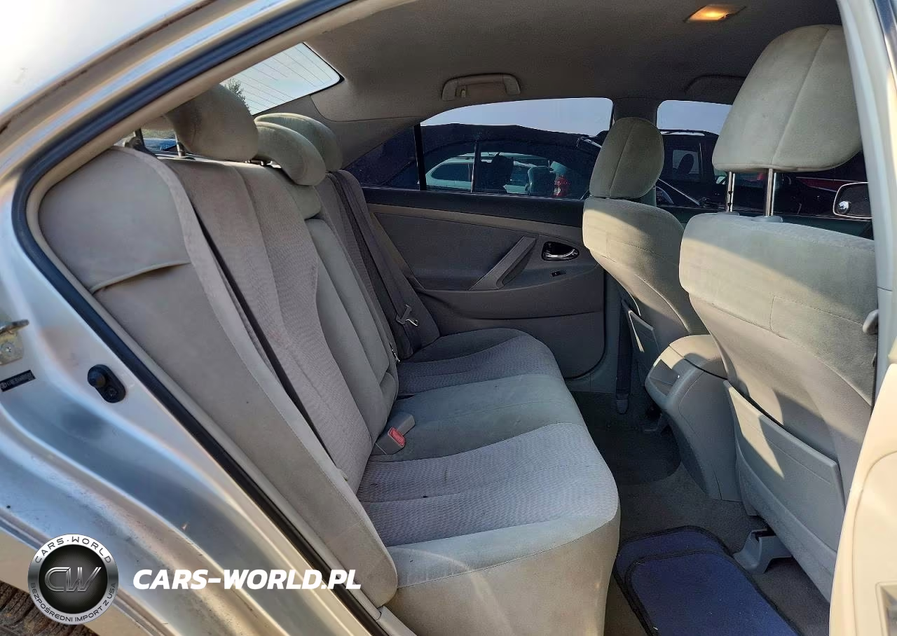 2010 Toyota Camry Le VIN:4T4BF3EK4AR005085 - 10