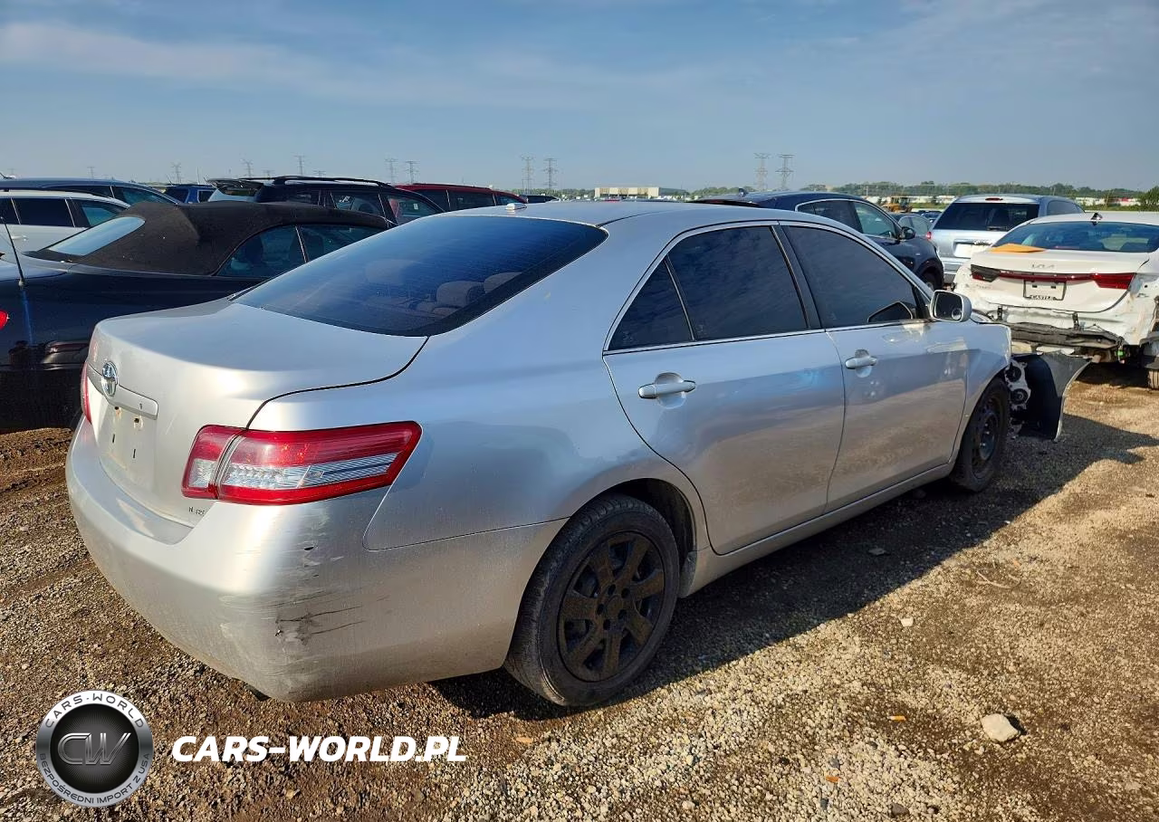 2010 Toyota Camry Le VIN:4T4BF3EK4AR005085 - 3