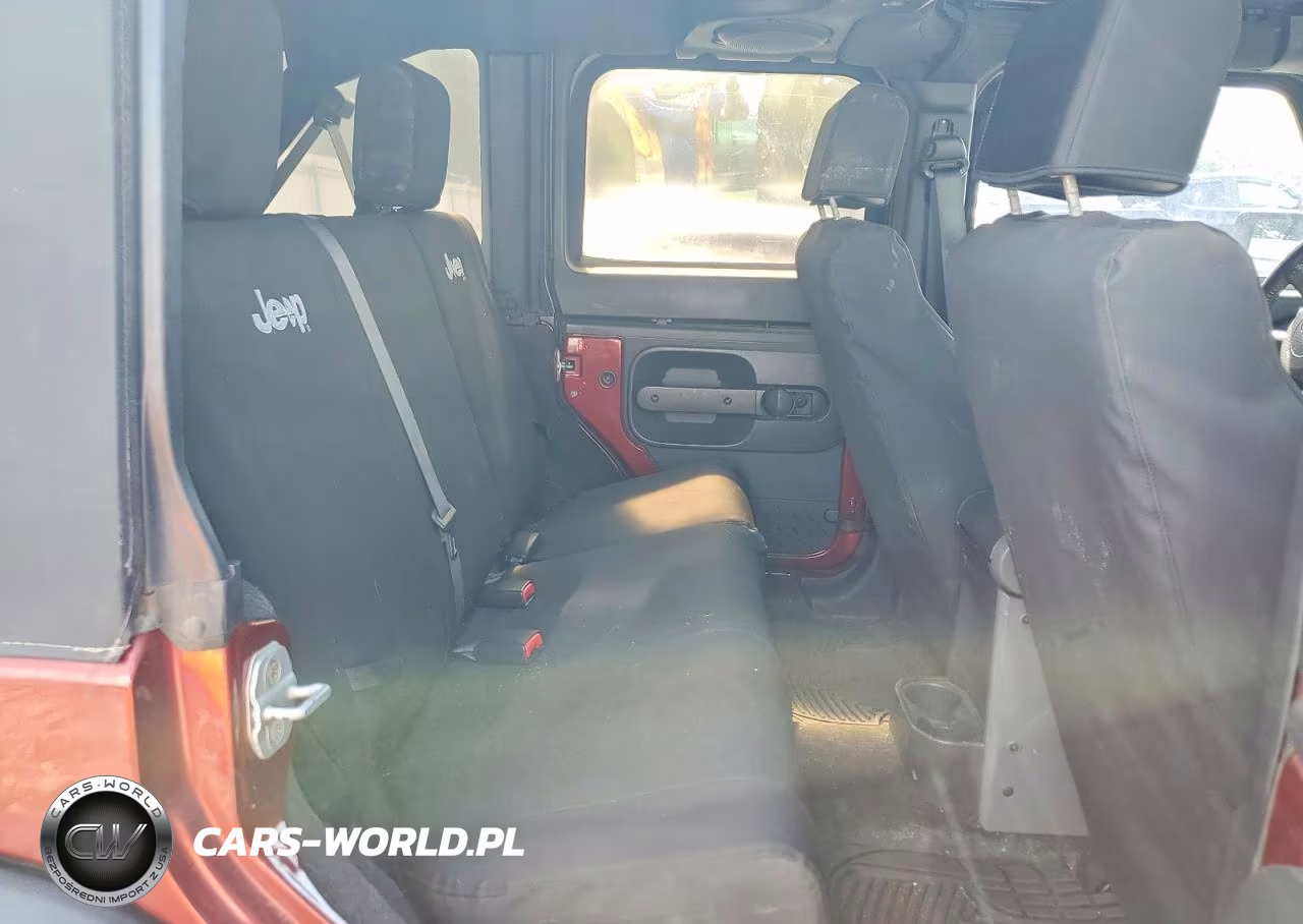 2008 Jeep Wrangler Unlimited X VIN:1J4GA39148L518805 - 10