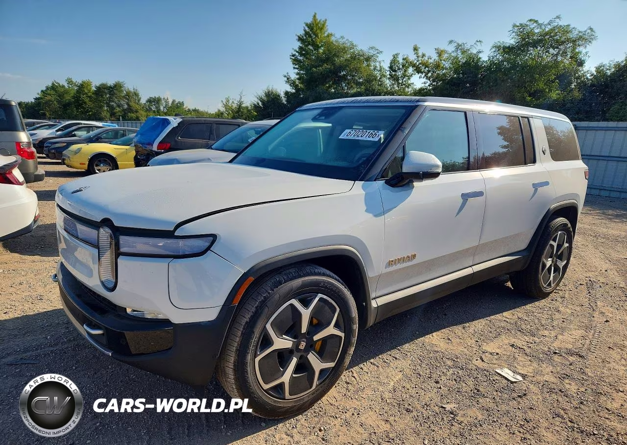 2024 Rivian R1S Adventure
