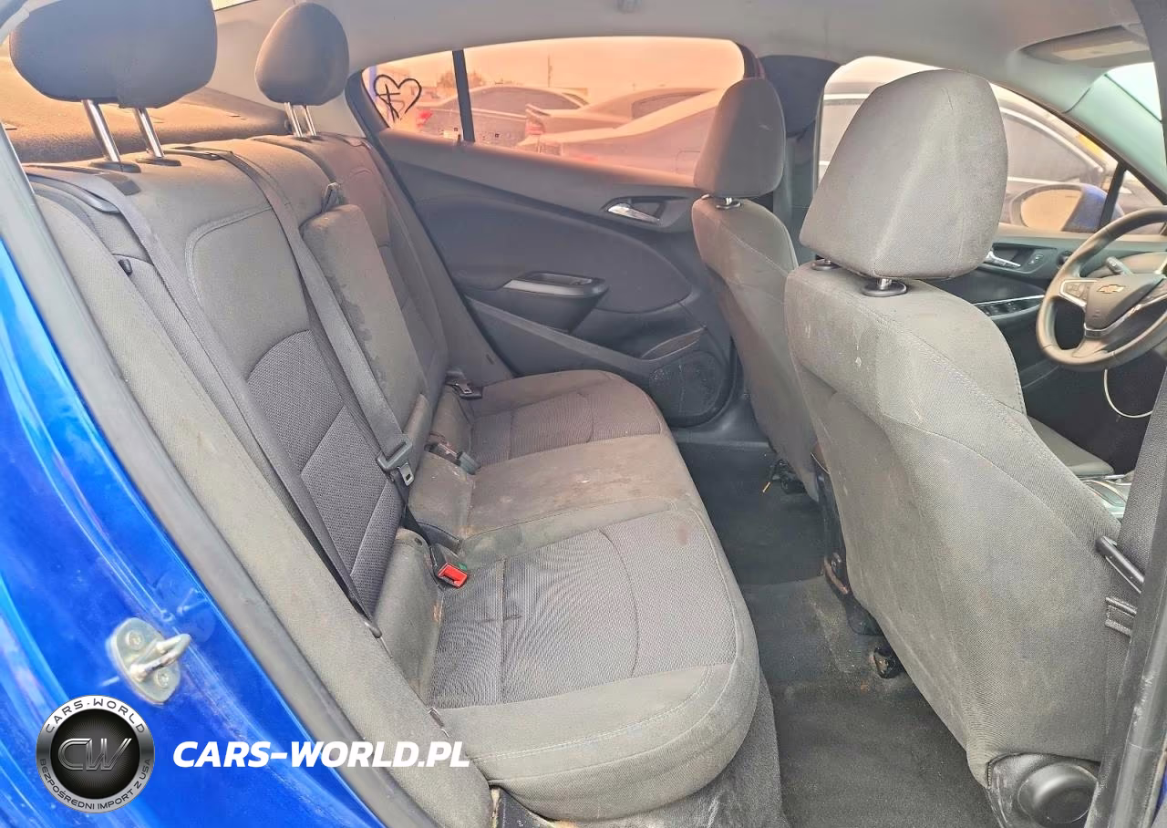 2019 Chevrolet Cruze Lt VIN:1G1BE5SM9K7107137 - 10