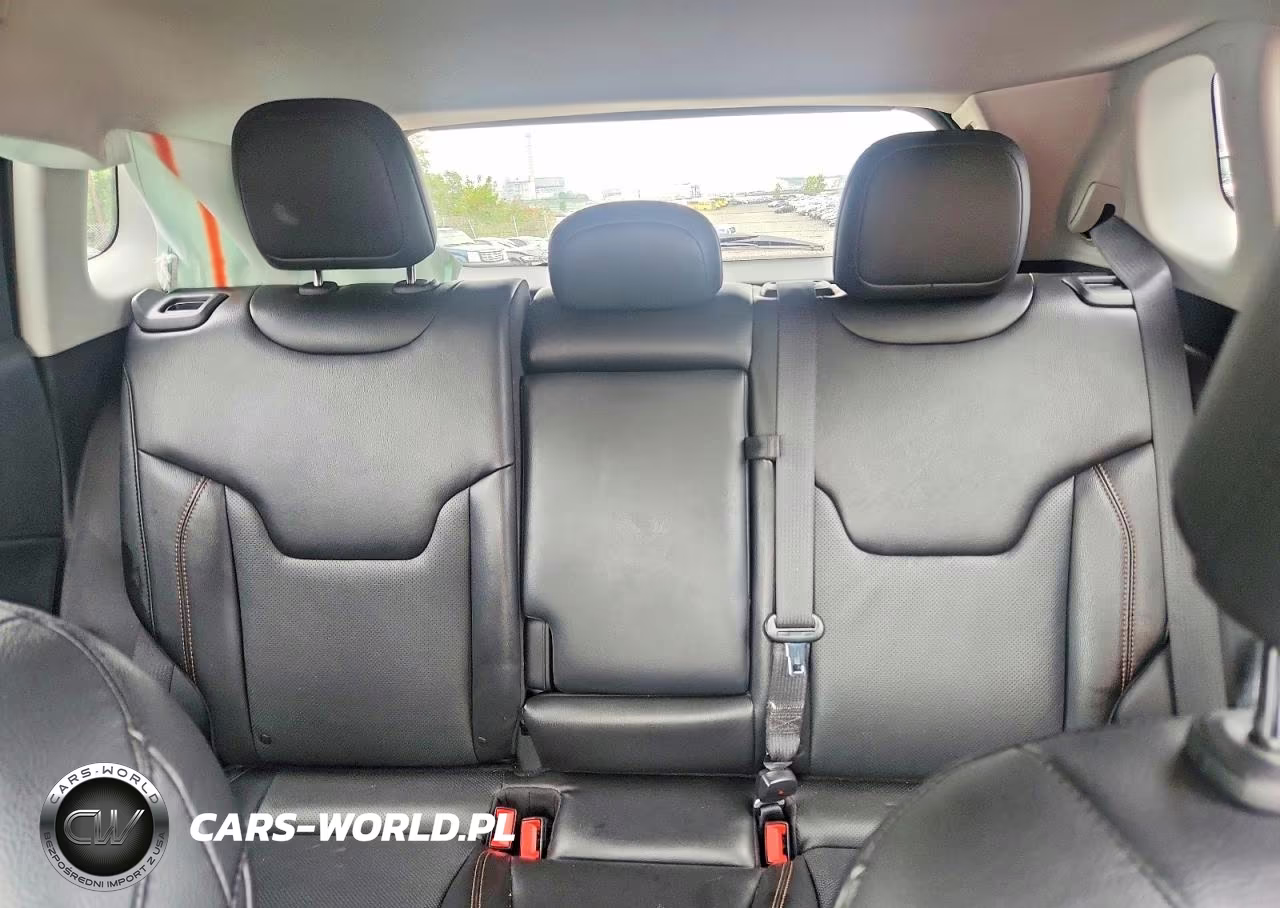 2021 Jeep Compass Limited VIN:3C4NJDCBXMT555604 - 10