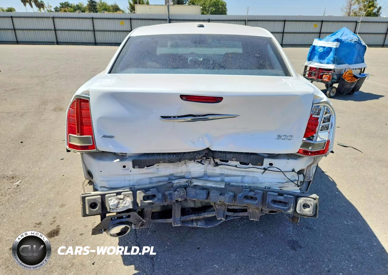 2013 Chrysler 300 VIN:2C3CCARG6DH603616 - 6