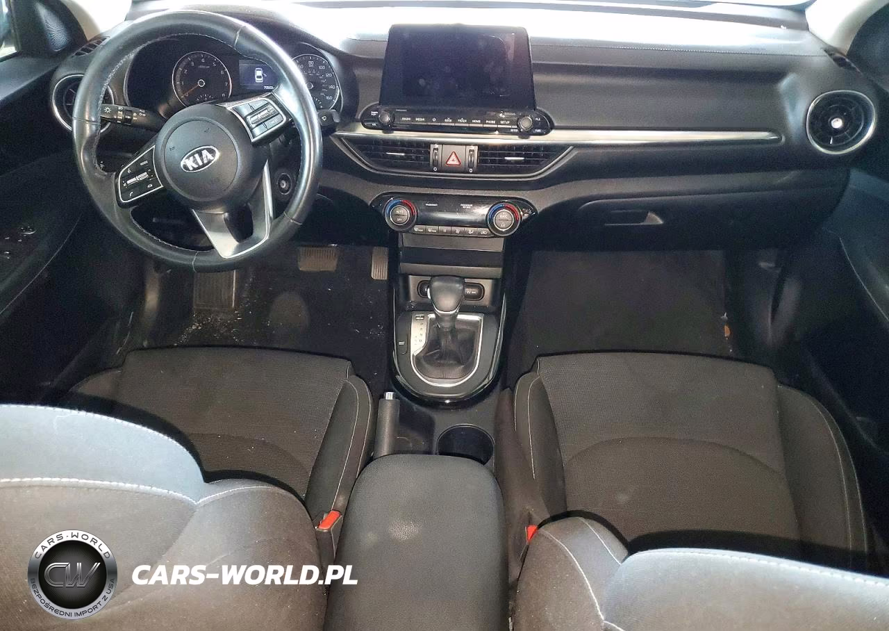 2019 Kia Forte S VIN:3KPF34AD0KE023542 - 8
