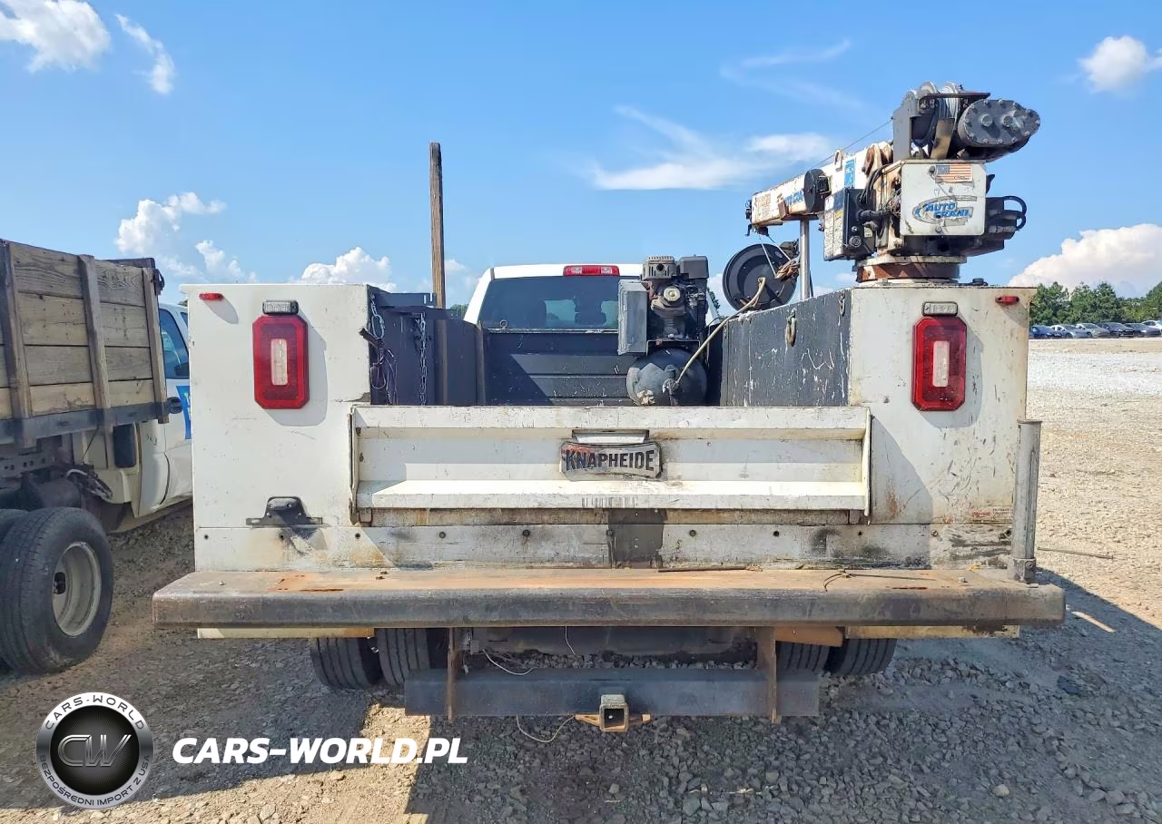 2018 Ram 5500 VIN:3C7WRMFLXJG110823 - 6