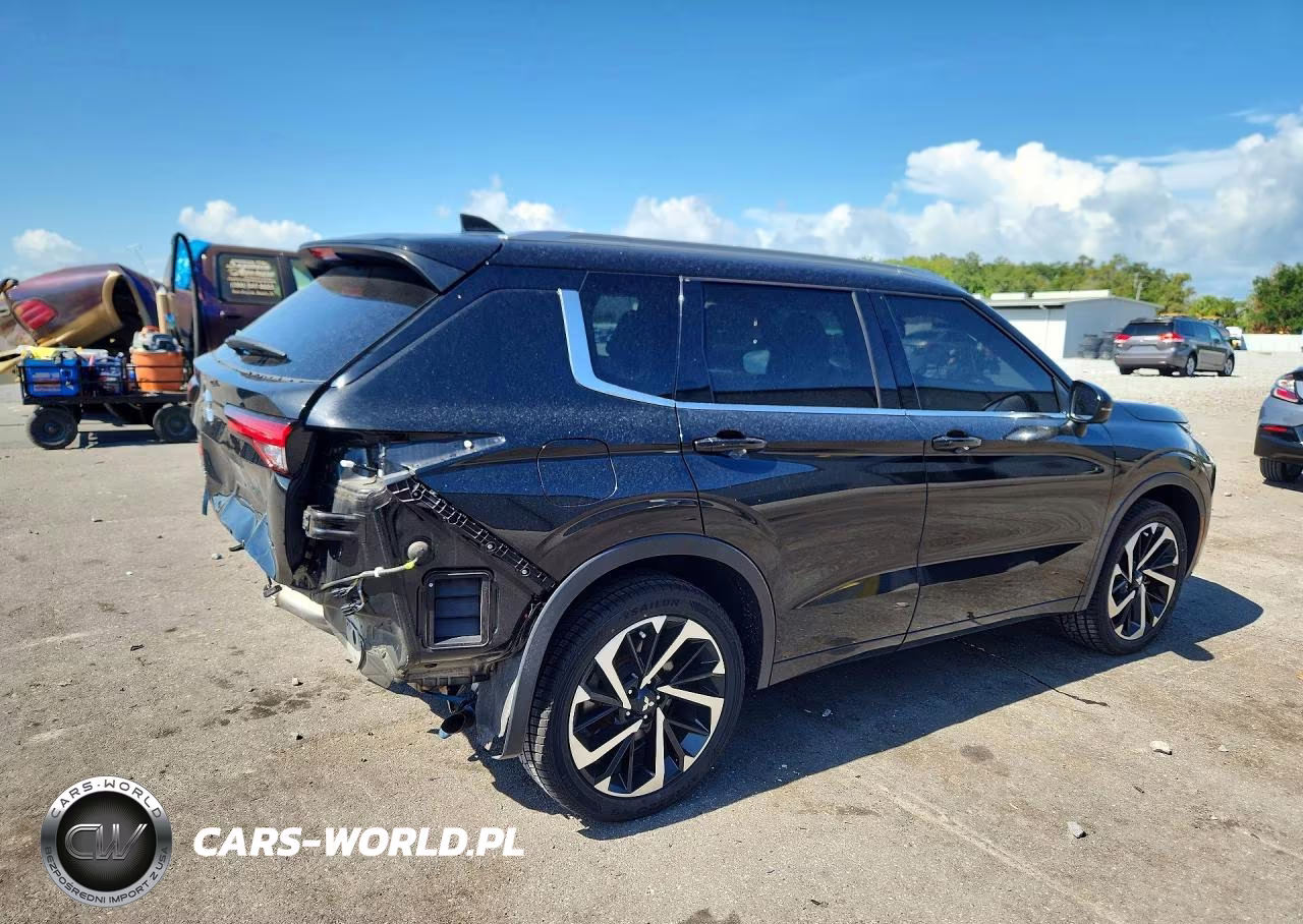 2022 Mitsubishi Outlander Sel VIN:JA4J3VA81NZ042431 - 3