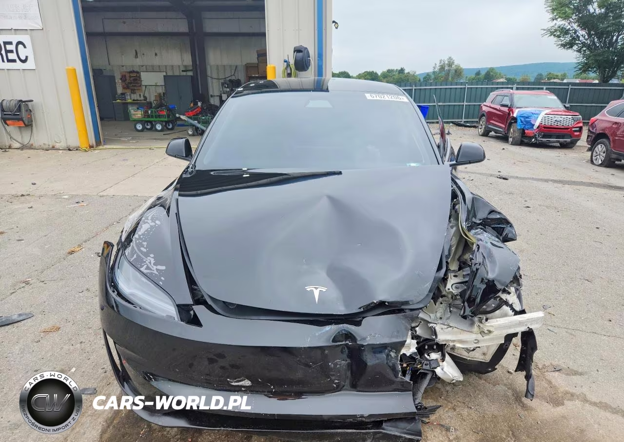 2024 Tesla Model 3 VIN:5YJ3E1ET2RF900355 - 5