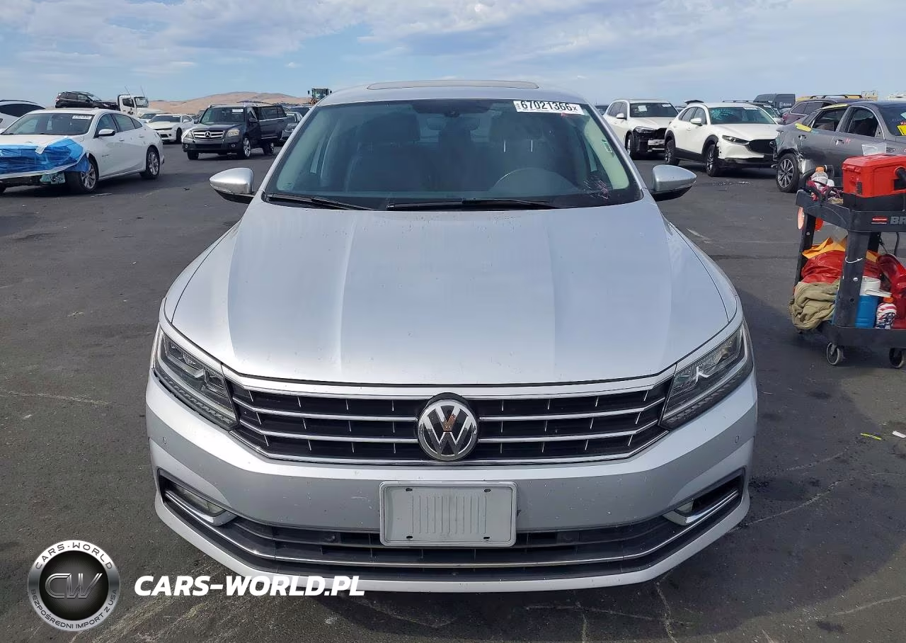 2018 Volkswagen Passat Se VIN:1VWBA7A33JC016732 - 5