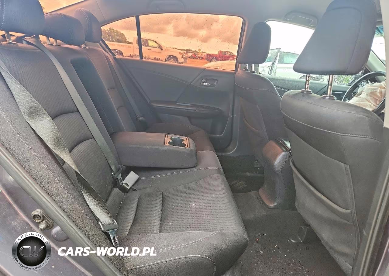 2015 Honda Accord Sport VIN:1HGCR2F54FA121328 - 10
