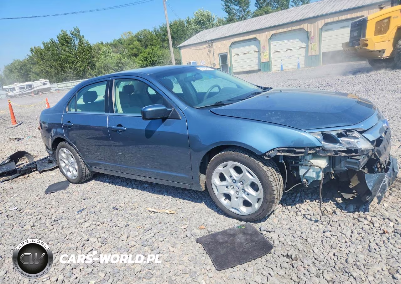 2011 Ford Fusion Se VIN:3FAHP0HA6BR290359 - 4