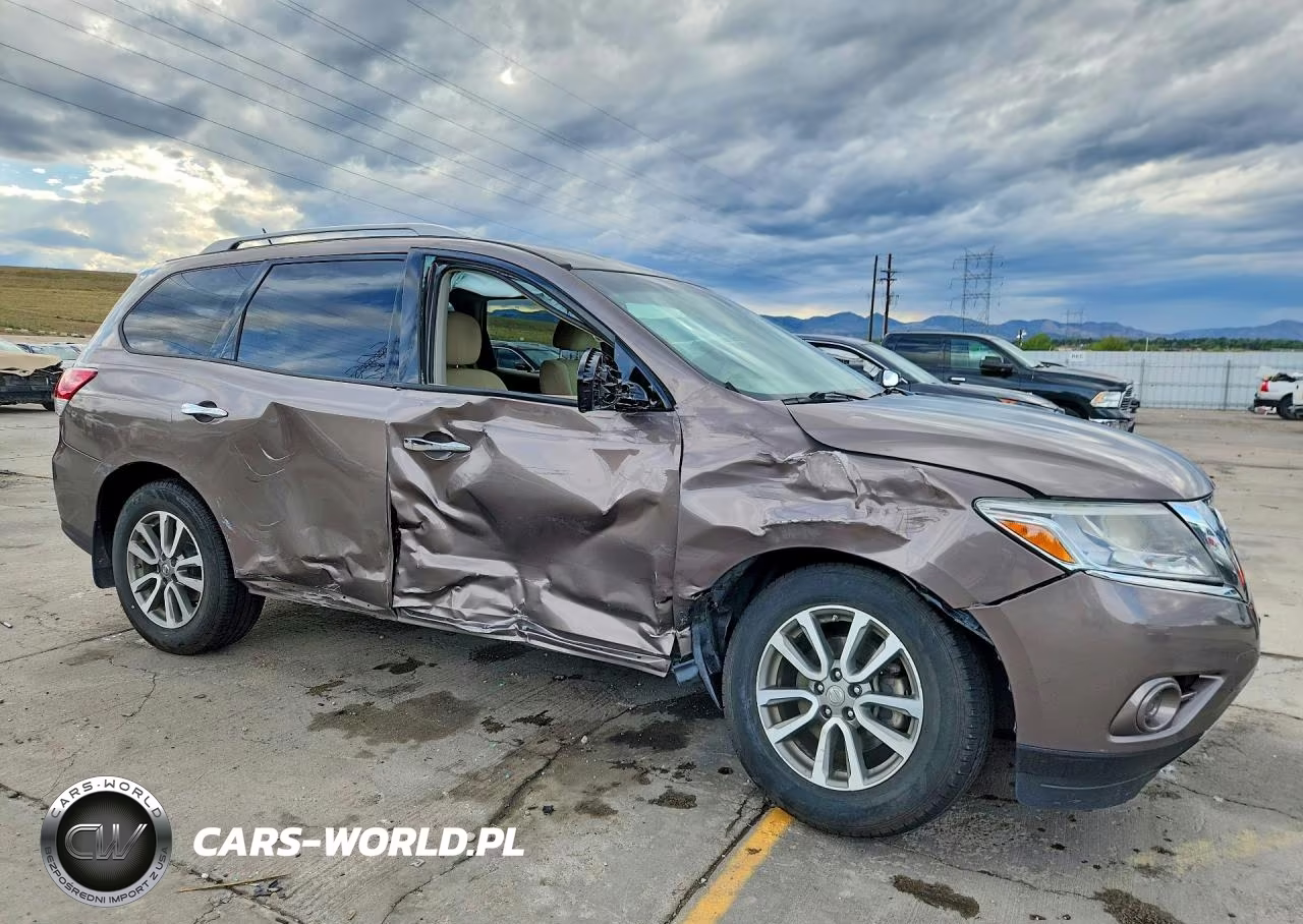 2013 Nissan Pathfinder S VIN:5N1AR2MM6DC686211 - 4