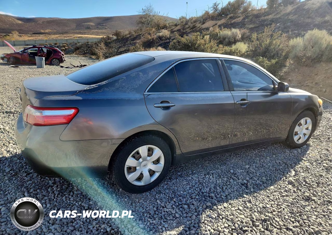 2007 Toyota Camry Le VIN:JTNBE46K473040094 - 3