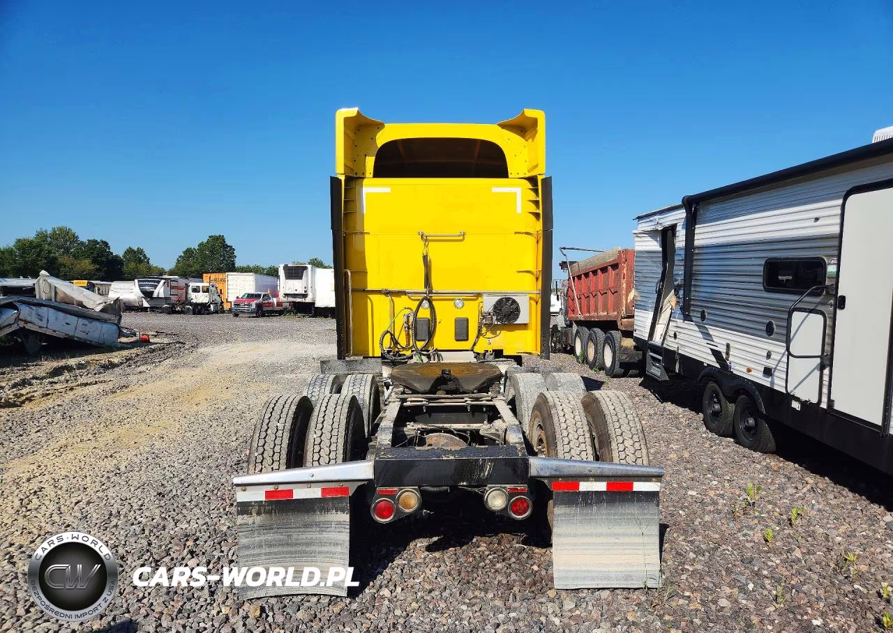 2015 Peterbilt 579 Semi Truck VIN:1XPBDP9XXFD282279 - 6