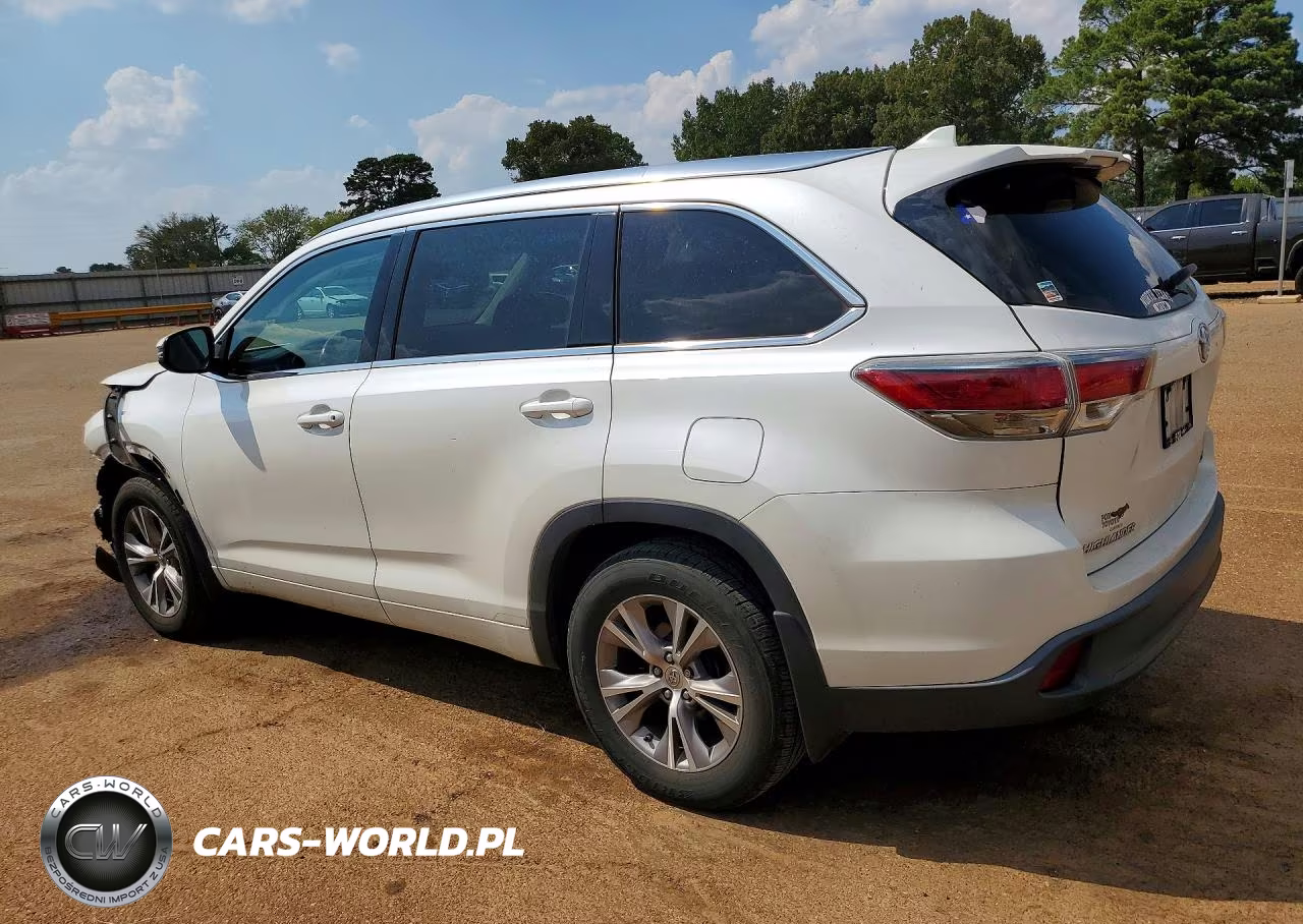 2015 Toyota Highlander Xle VIN:5TDJKRFH6FS205943 - 2