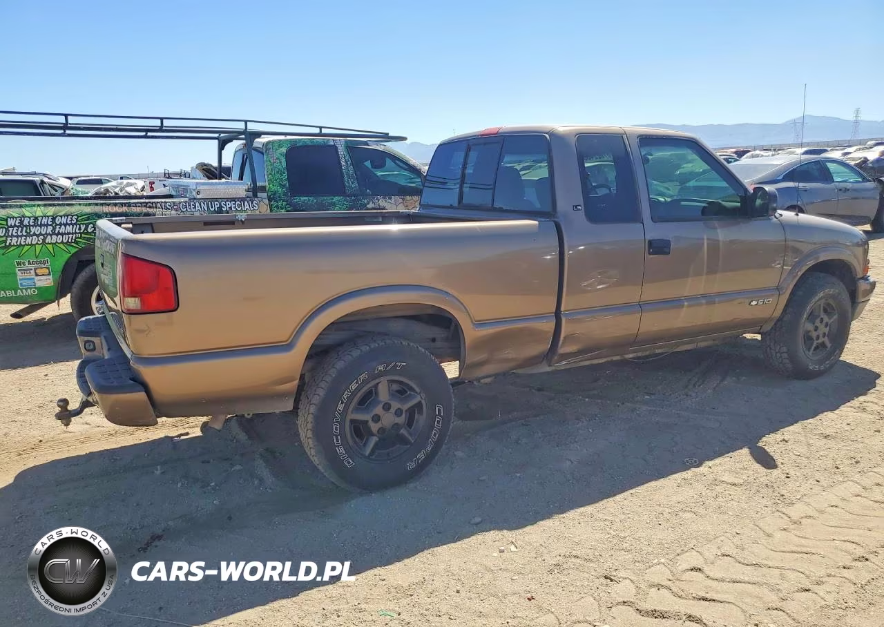 2002 Chevrolet S Truck S10 VIN:1GCDT19W128260272 - 3