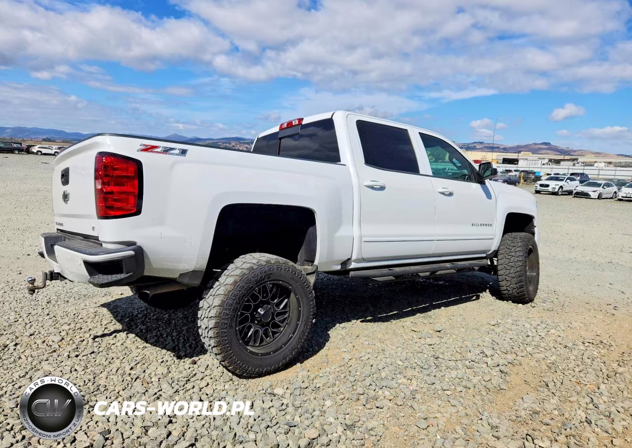 2017 Chevrolet Silverado K1500 Lt VIN:3GCUKREC8HG336859 - 3