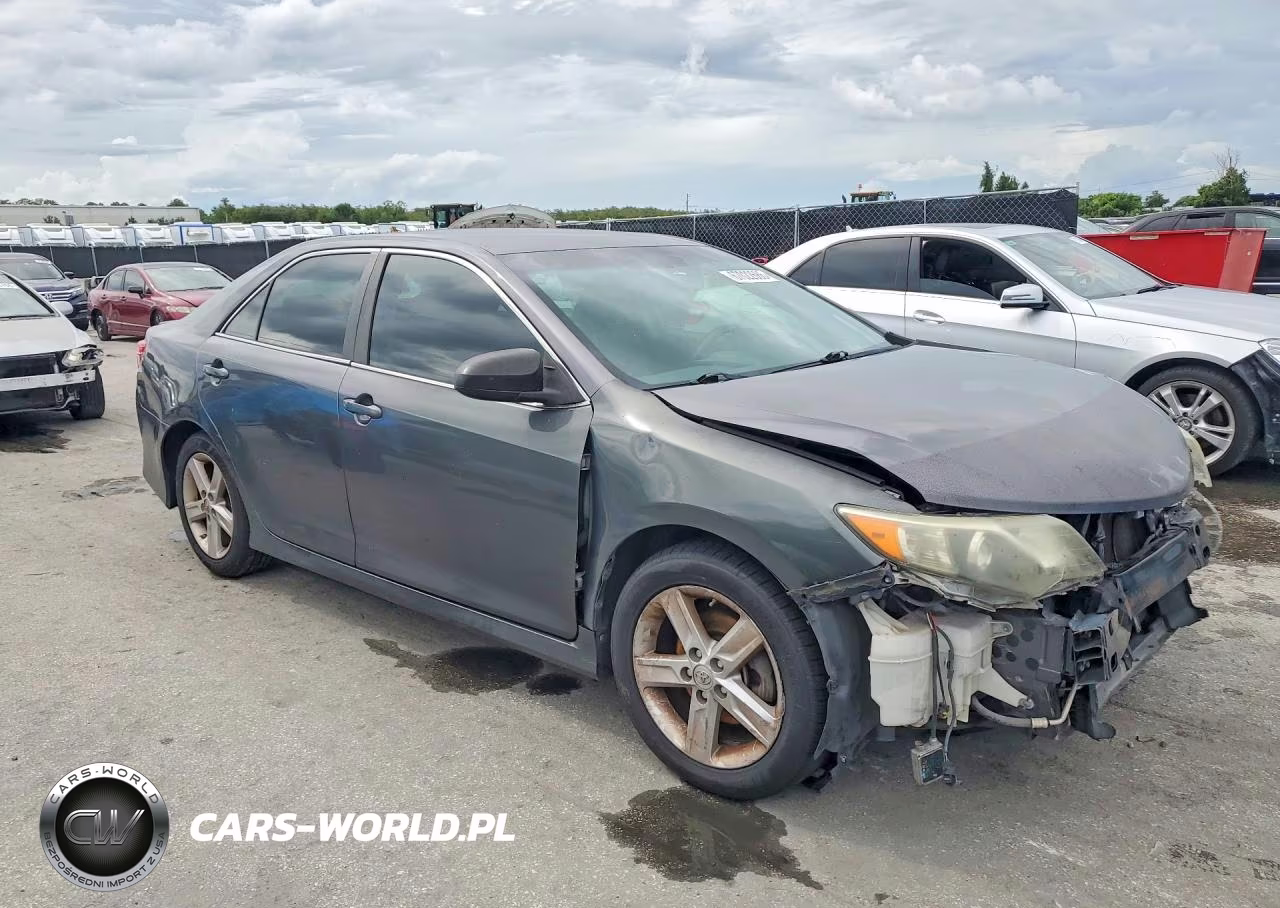 2014 Toyota Camry Se VIN:4T1BF1FK8EU429310 - 4