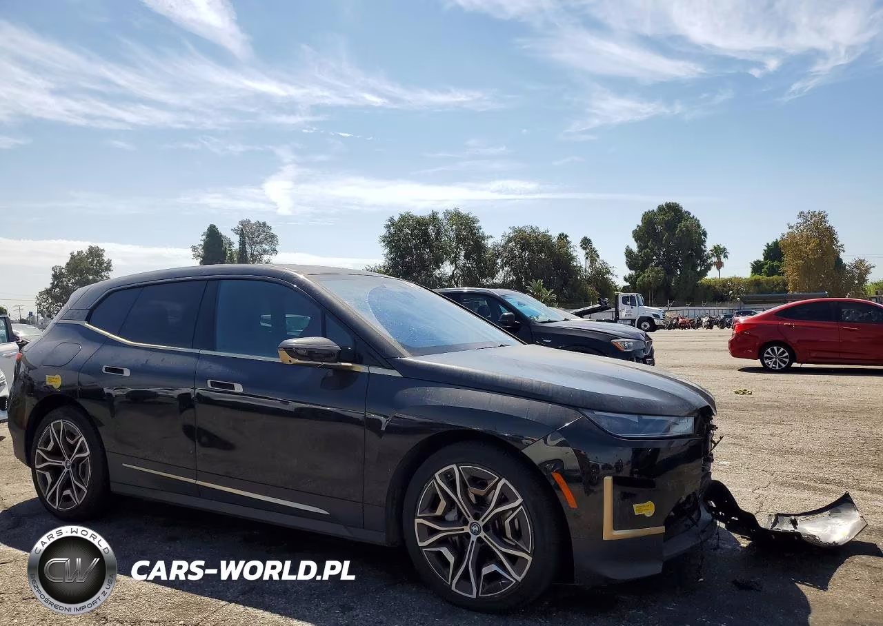 2022 BMW Ix xDrive50 VIN:WB523CF08NCK54792 - 4