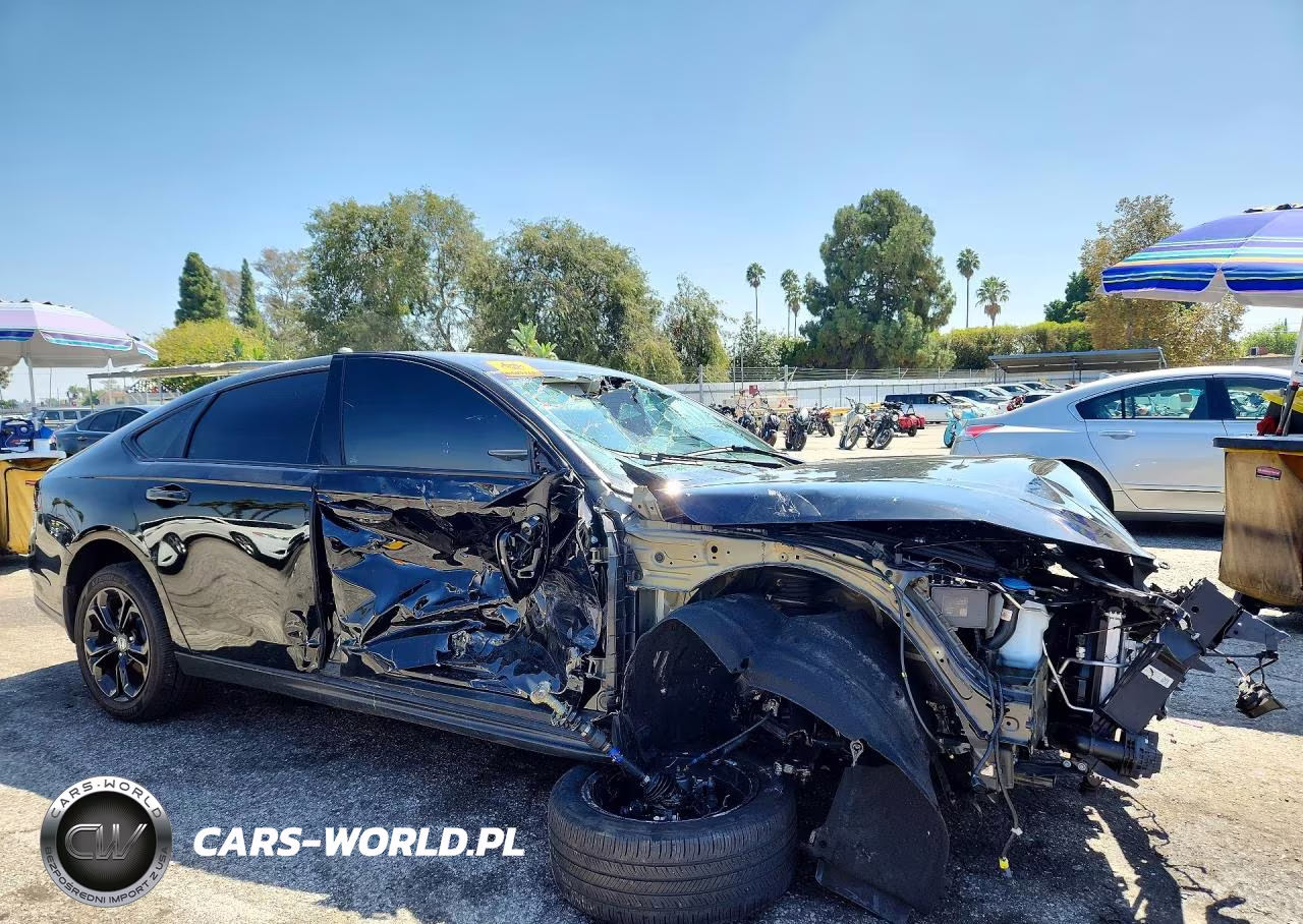 2025 Honda Accord Se VIN:1HGCY1F41SA064052 - 4