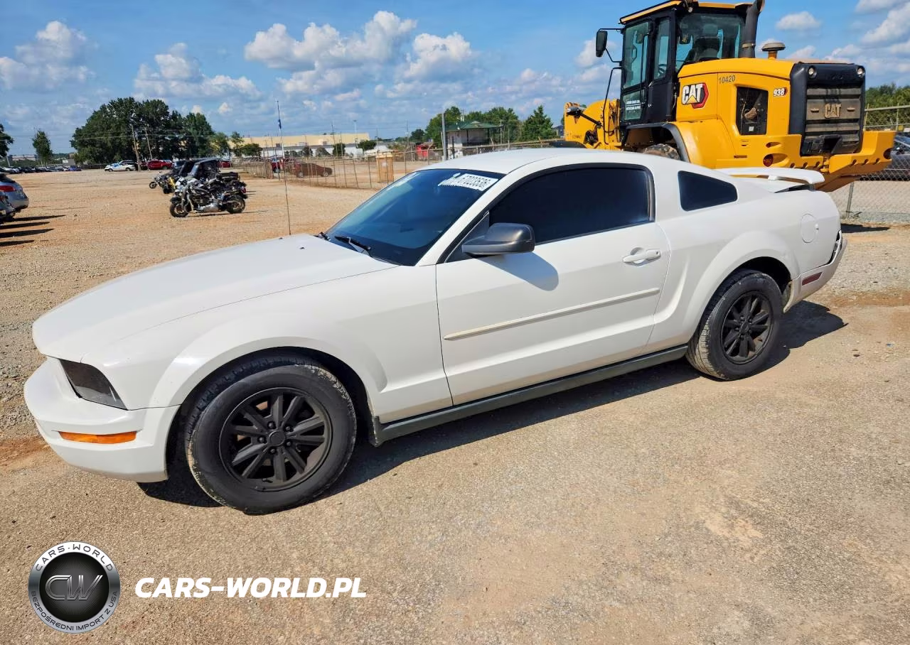 2005 Ford Mustang