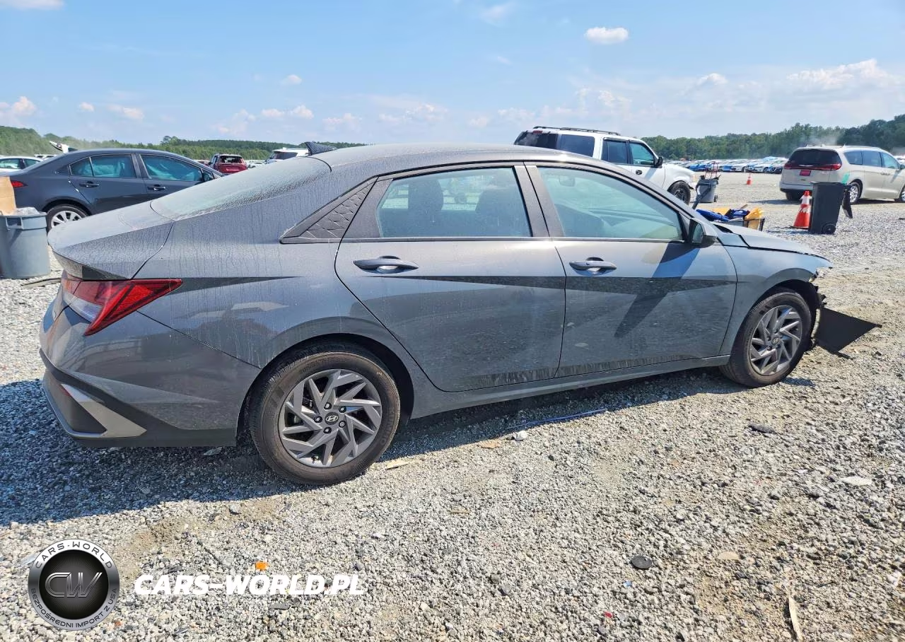 2025 Hyundai Elantra Hybrid Blue VIN:KMHLM4DJ1SU122305 - 3