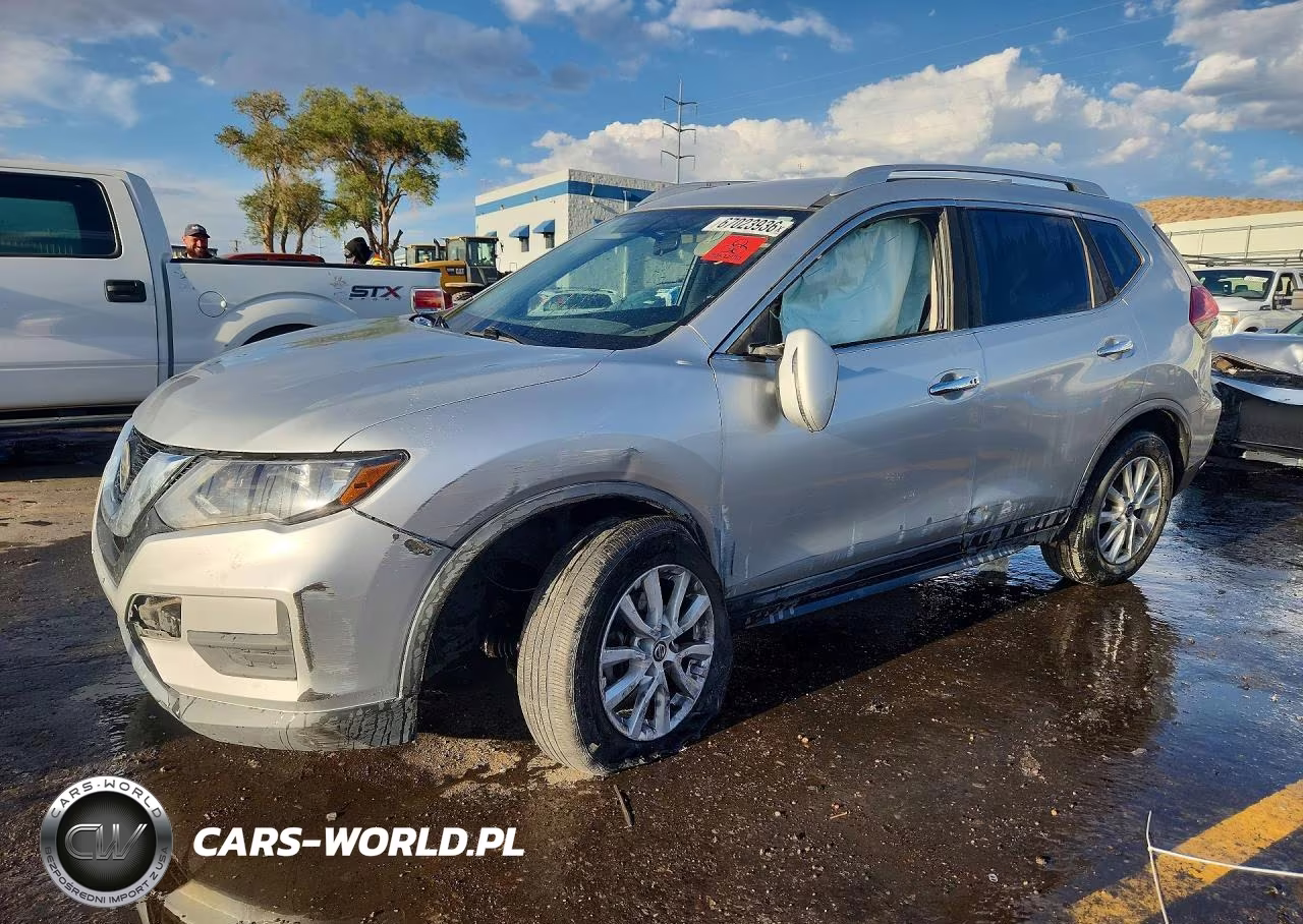 2018 Nissan Rogue Sv
