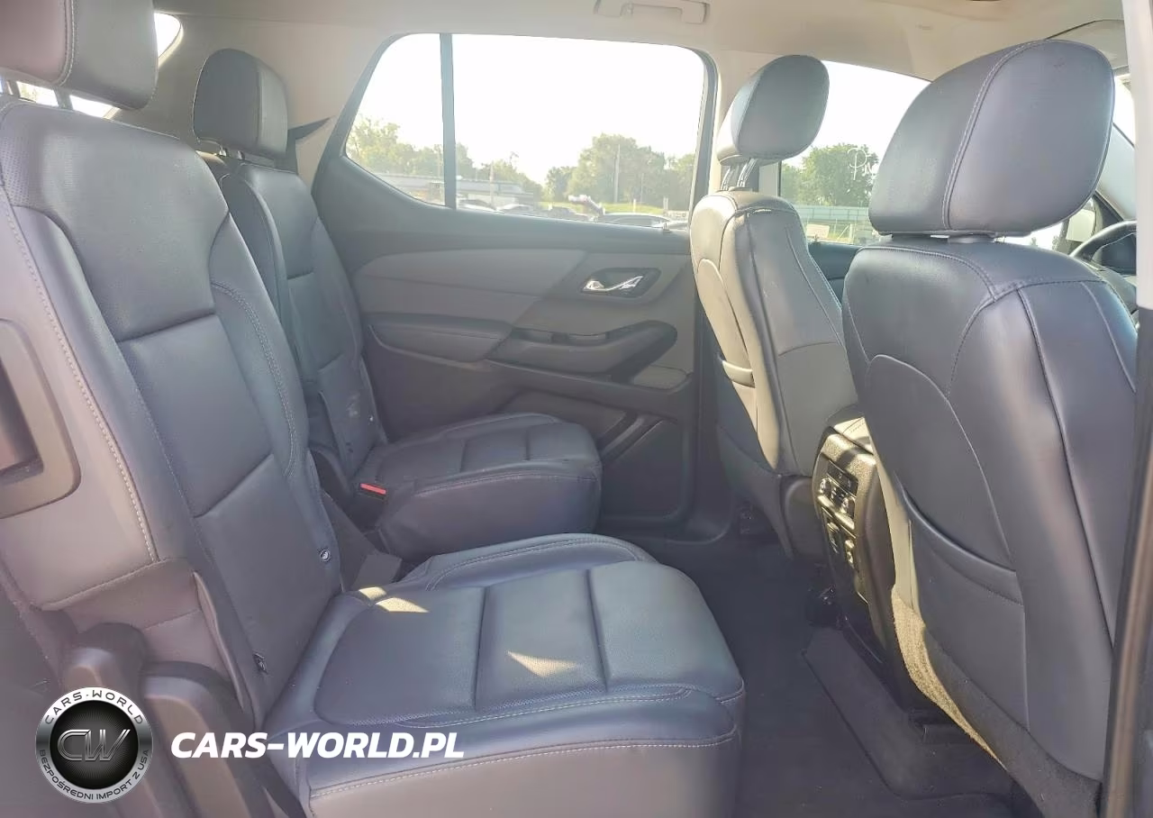 2019 Chevrolet Traverse Premier VIN:1GNERKKW9KJ108596 - 11