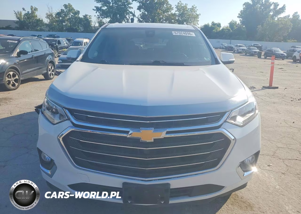 2019 Chevrolet Traverse Premier VIN:1GNERKKW9KJ108596 - 5