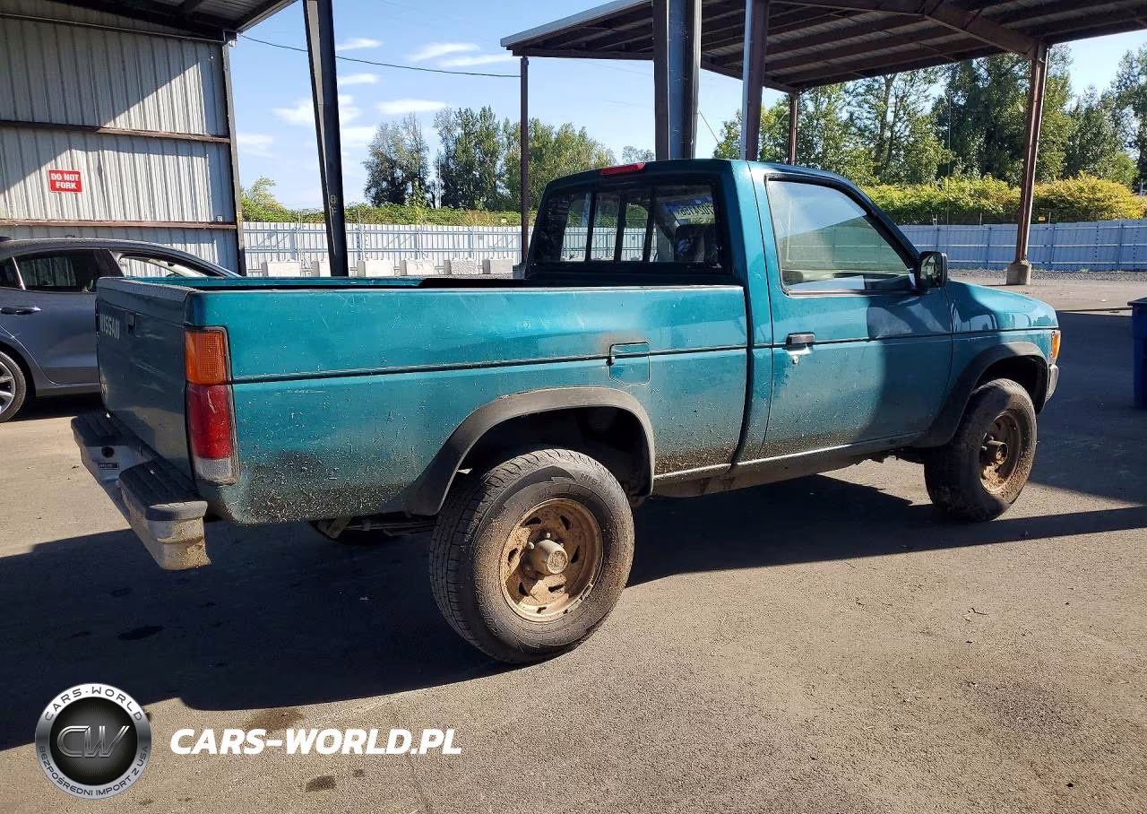 1996 Nissan Truck Xe VIN:1N6SD11Y3TC359737 - 3
