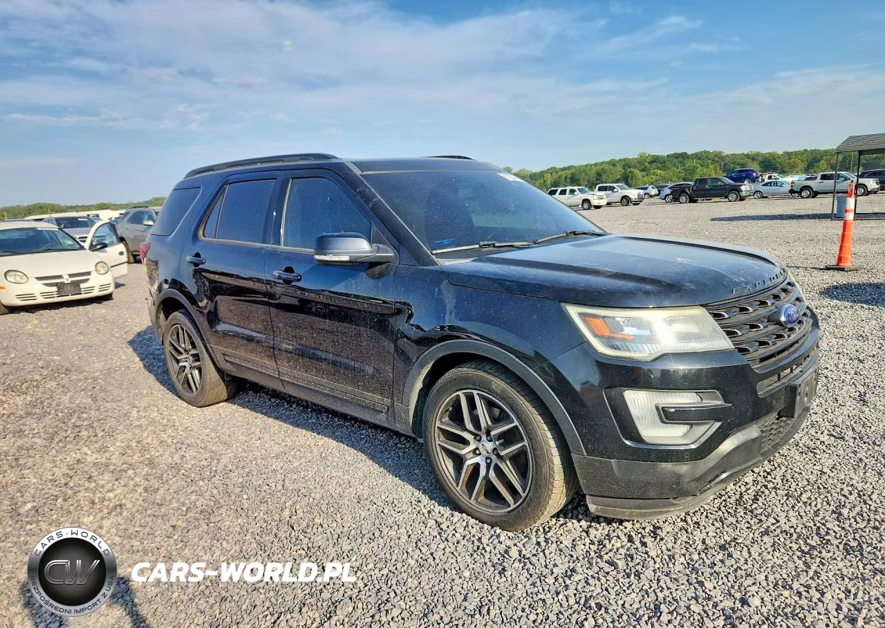 2016 Ford Explorer Sport VIN:1FM5K8GT1GGC04267 - 4