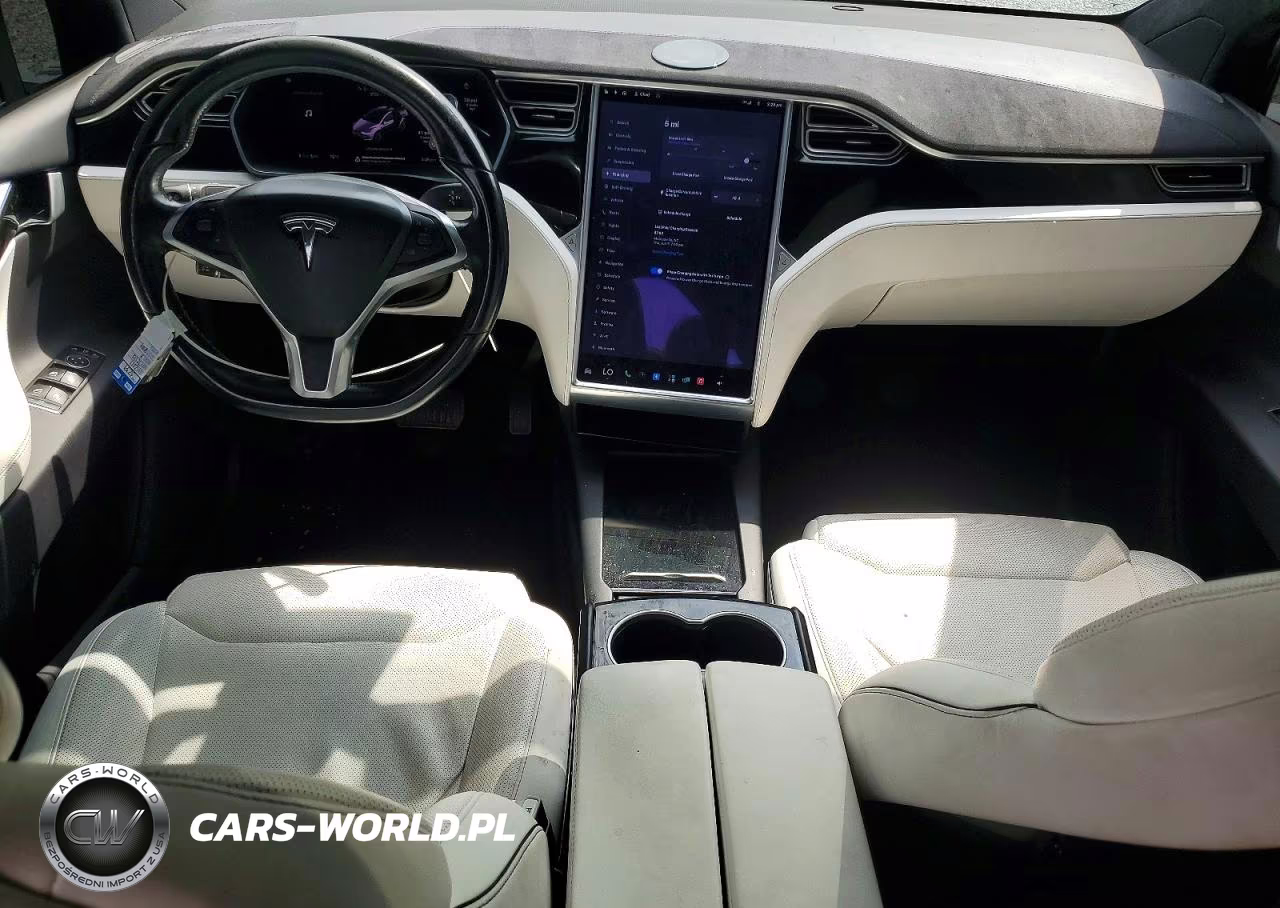 2017 Tesla Model X VIN:5YJXCBE22HF037897 - 8