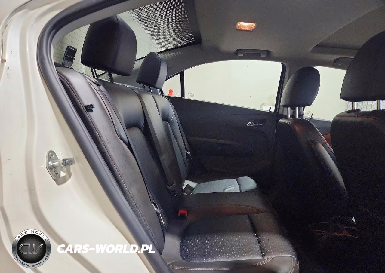 2014 Chevrolet Sonic Ltz VIN:1G1JE5SB3E4135032 - 10