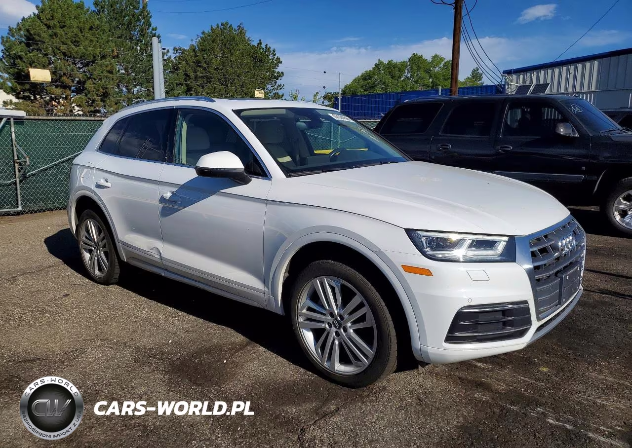 2018 Audi Q5 Premium Plus VIN:WA1BNAFY2J2010798 - 4