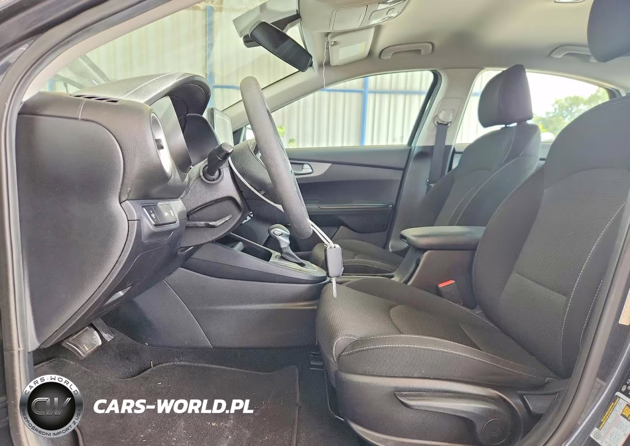 2020 Kia Forte Lxs VIN:3KPF24AD9LE158331 - 7