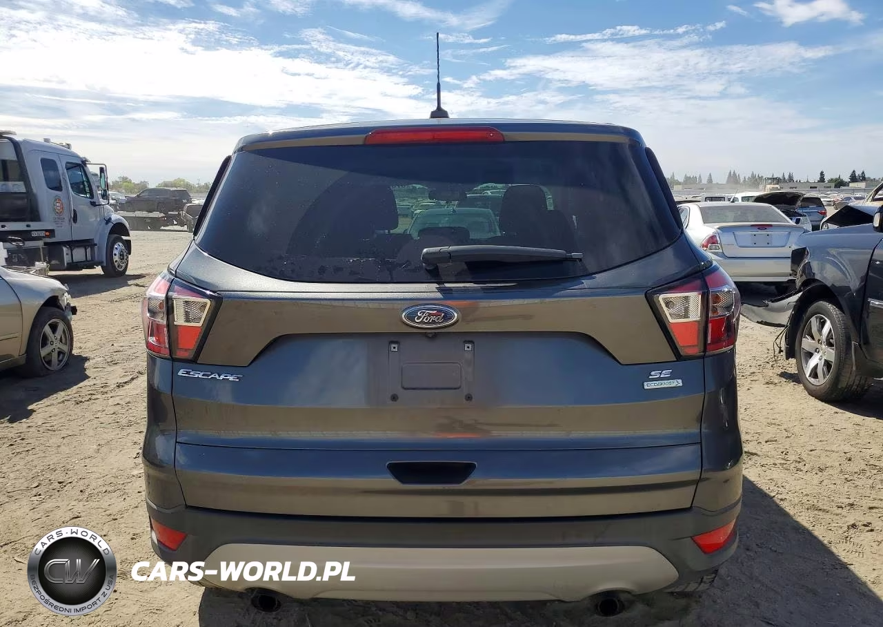 2017 Ford Escape Se VIN:1FMCU0GD8HUC80258 - 6