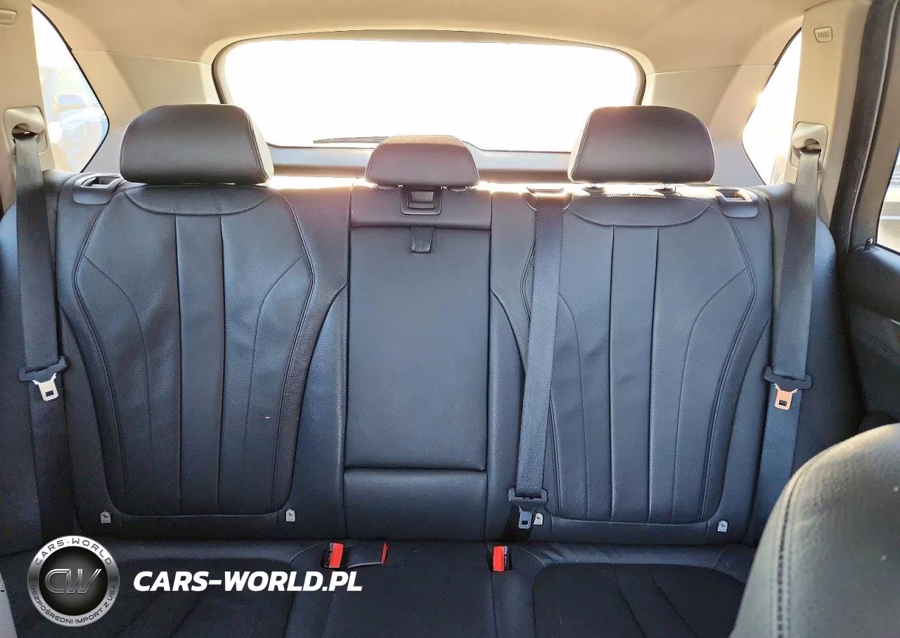 2015 BMW X5 xDrive35I VIN:5UXKR0C50F0K70634 - 10