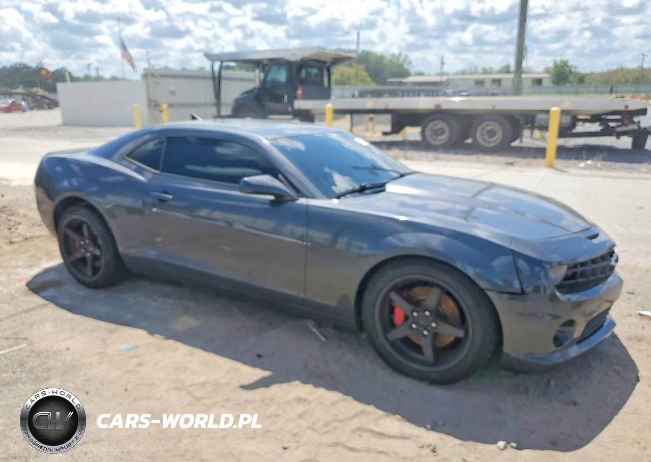 2011 Chevrolet Camaro 2Ss VIN:2G1FK1EJ4B9122423 - 4