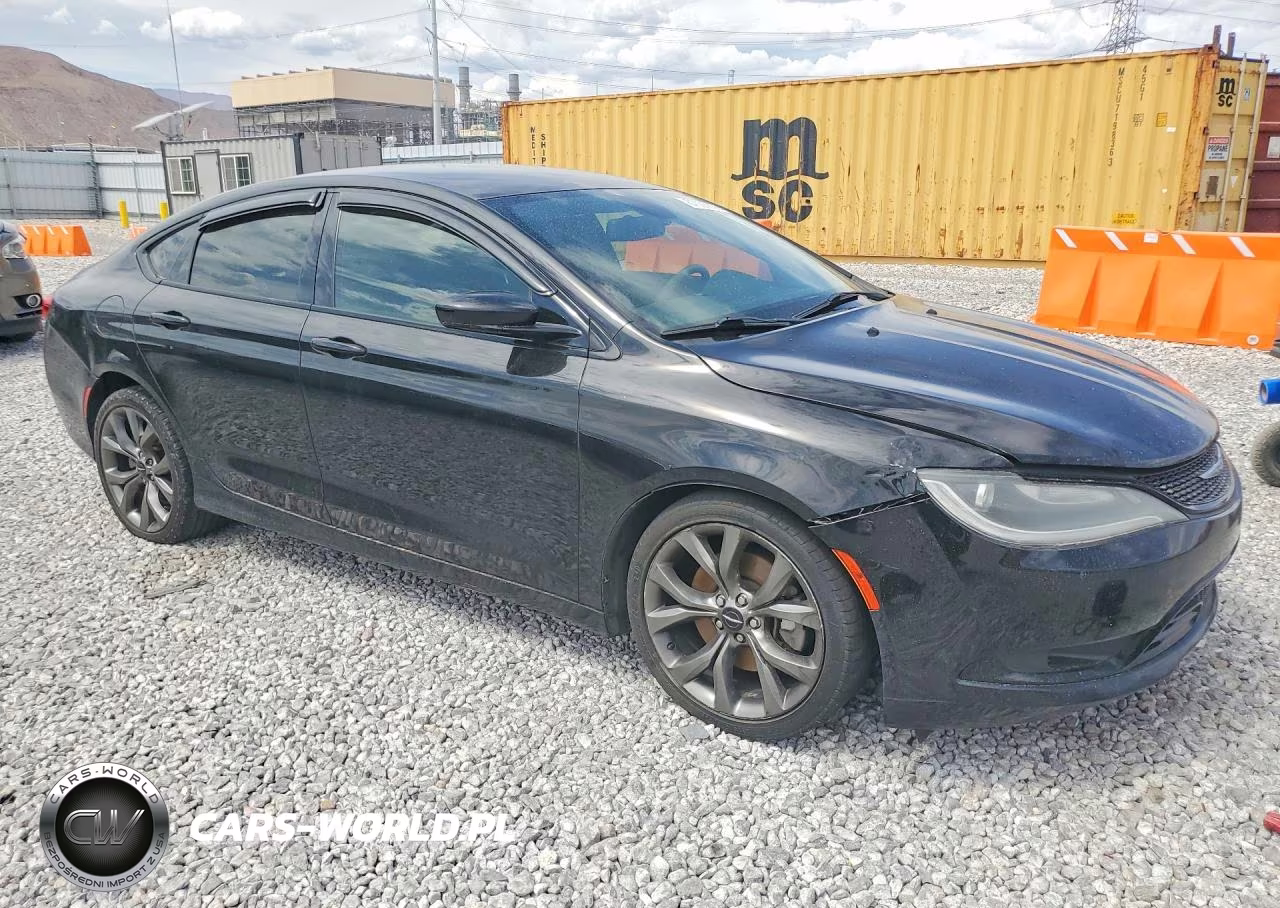 2015 Chrysler 200 S VIN:1C3CCCBG8FN572773 - 4
