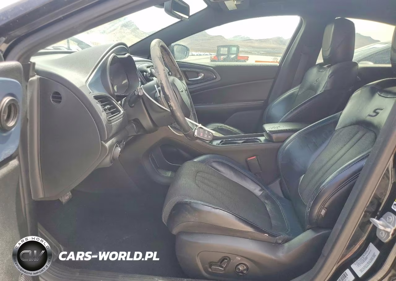 2015 Chrysler 200 S VIN:1C3CCCBG8FN572773 - 7