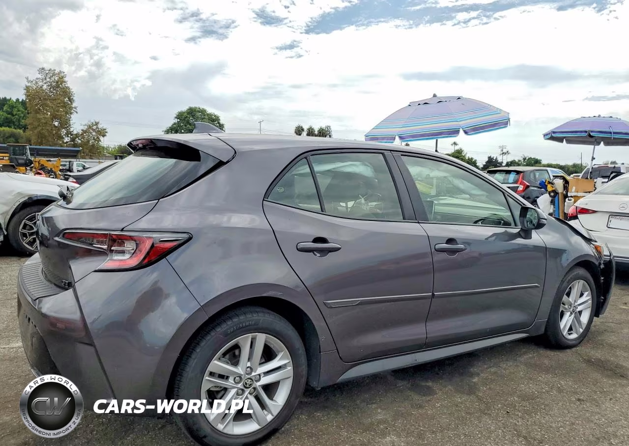 2021 Toyota Corolla Hatchback Se VIN:JTND4MBE9M3133104 - 3