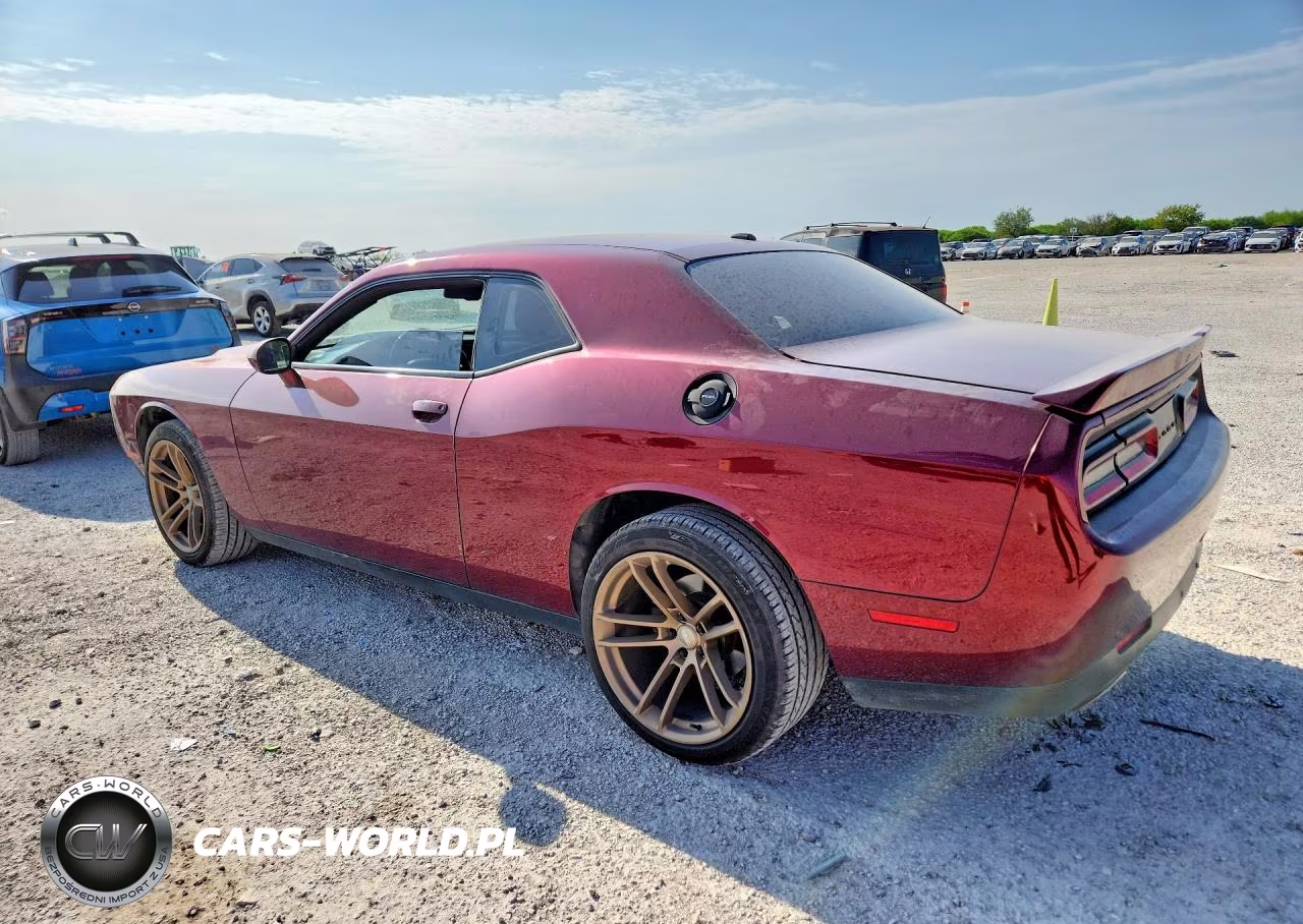 2021 Dodge Challenger Sxt VIN:2C3CDZAG2MH520854 - 2