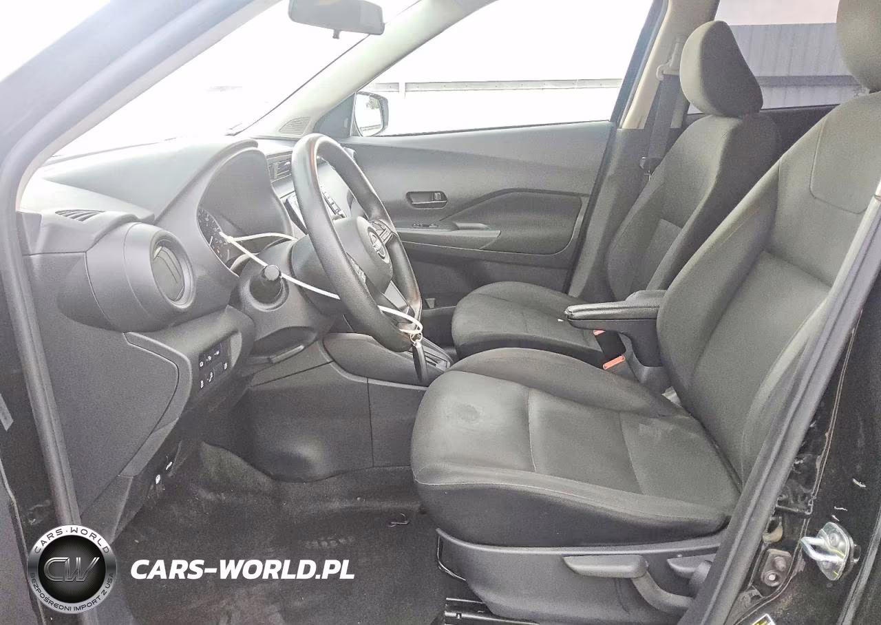 2023 Nissan Kicks S VIN:3N1CP5BV0PL476716 - 7