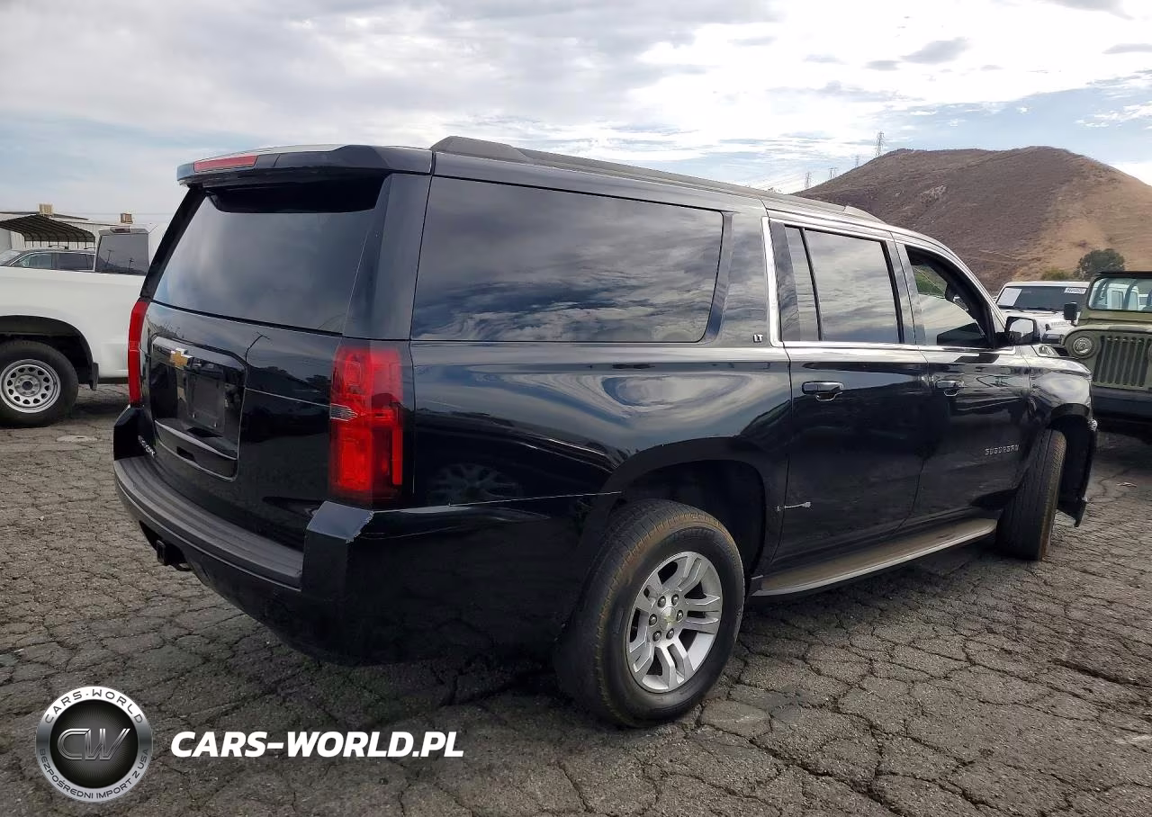 2019 Chevrolet Suburban C1500 Lt VIN:1GNSCHKC5KR168955 - 3