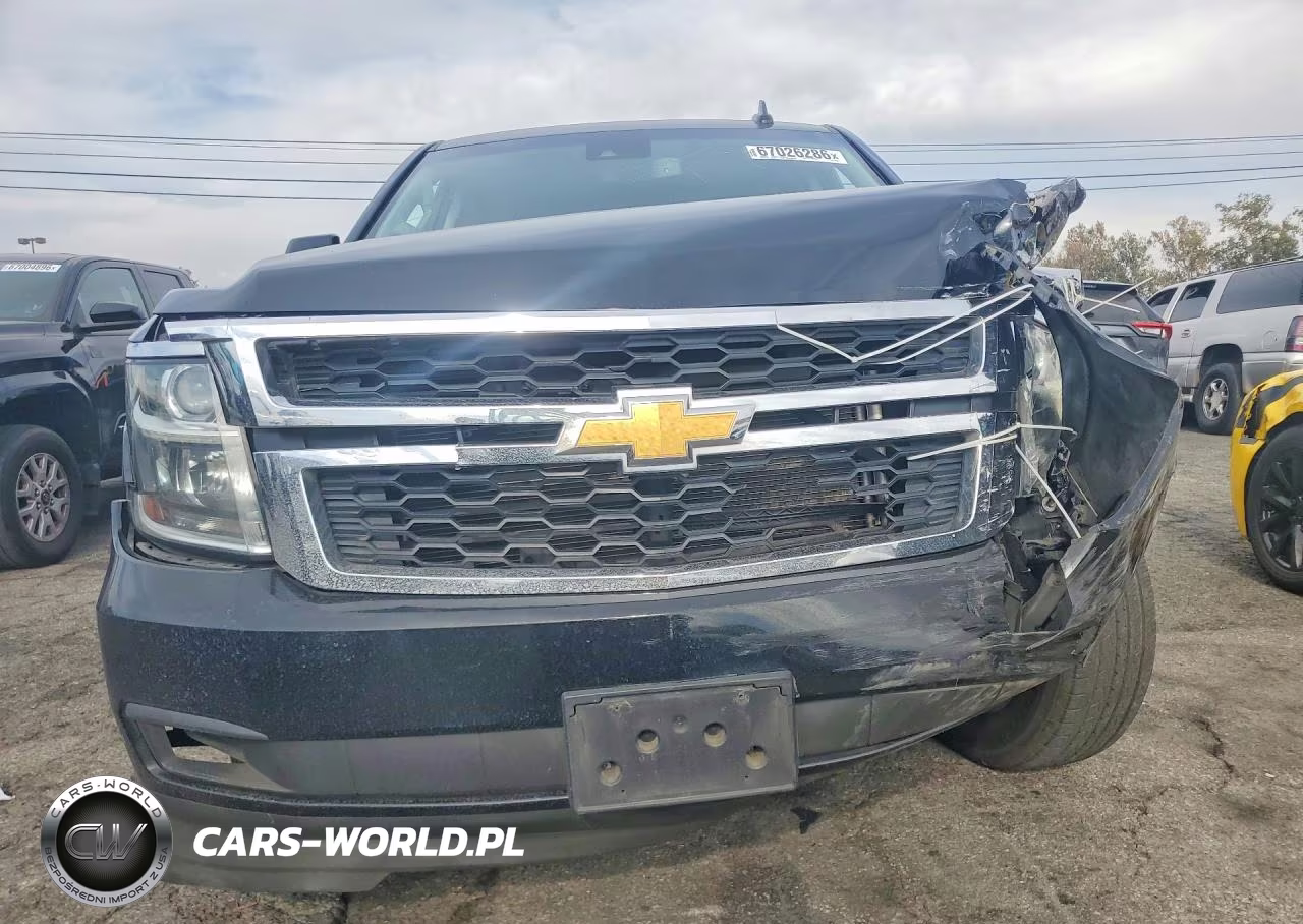 2019 Chevrolet Suburban C1500 Lt VIN:1GNSCHKC5KR168955 - 5