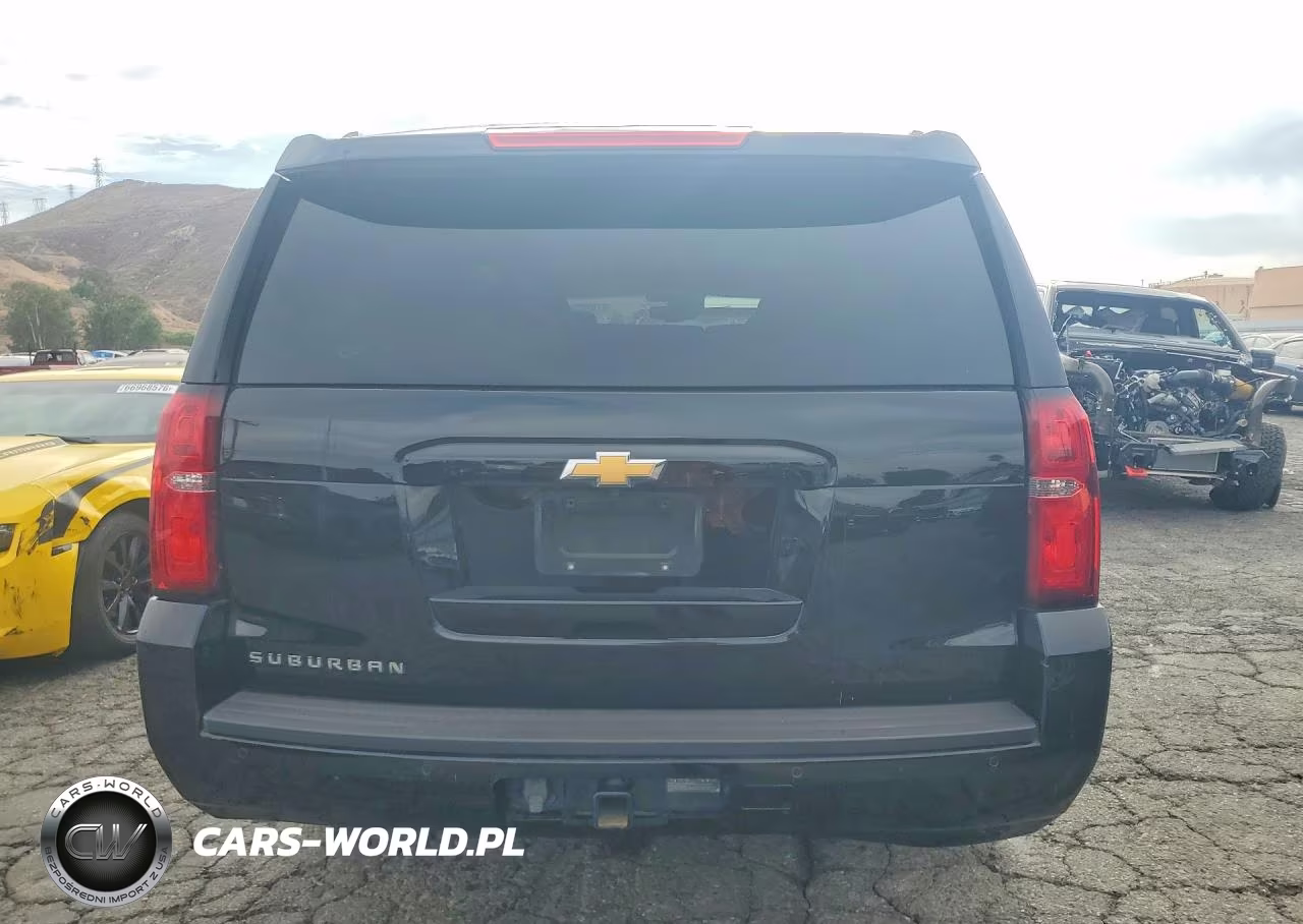 2019 Chevrolet Suburban C1500 Lt VIN:1GNSCHKC5KR168955 - 6